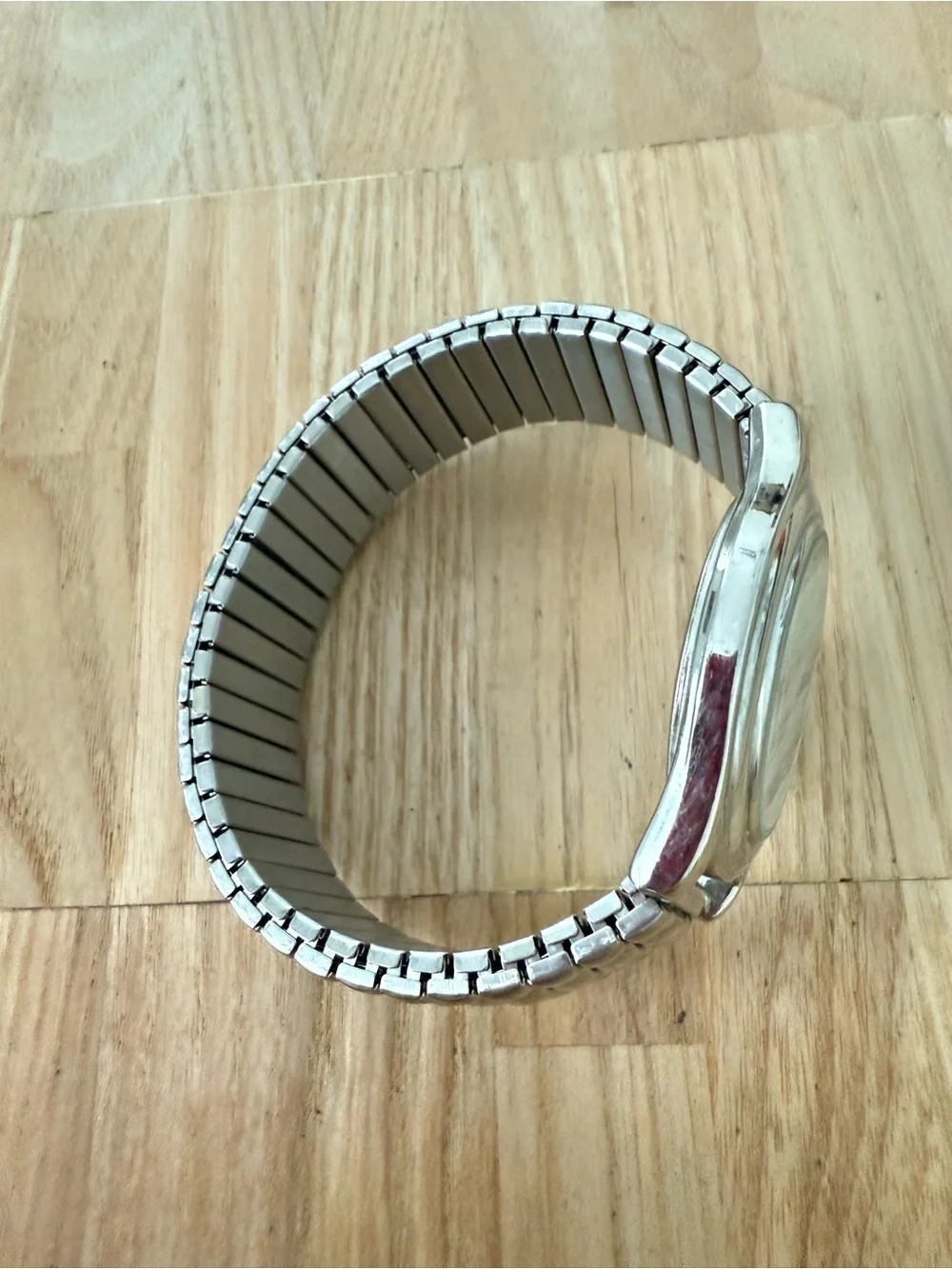 Unbranded silver tone minimal watch NEW BATTERY